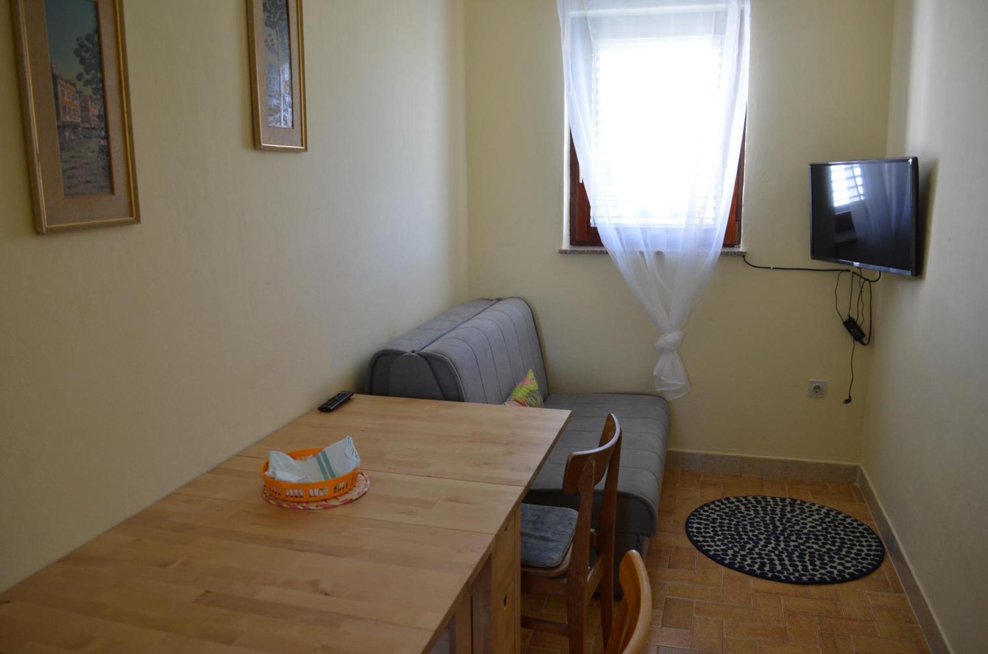 Apartments Aneva 1 บัชกา ภายนอก รูปภาพ